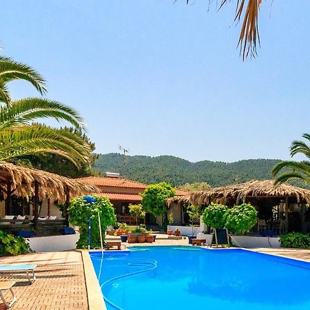 Kissos Apartments Vourvourou Bagian luar foto