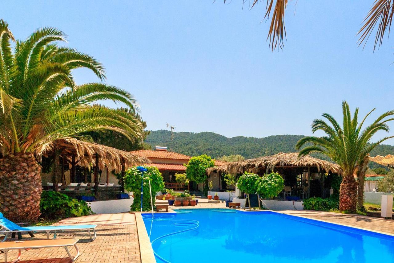 Kissos Apartments Vourvourou Bagian luar foto