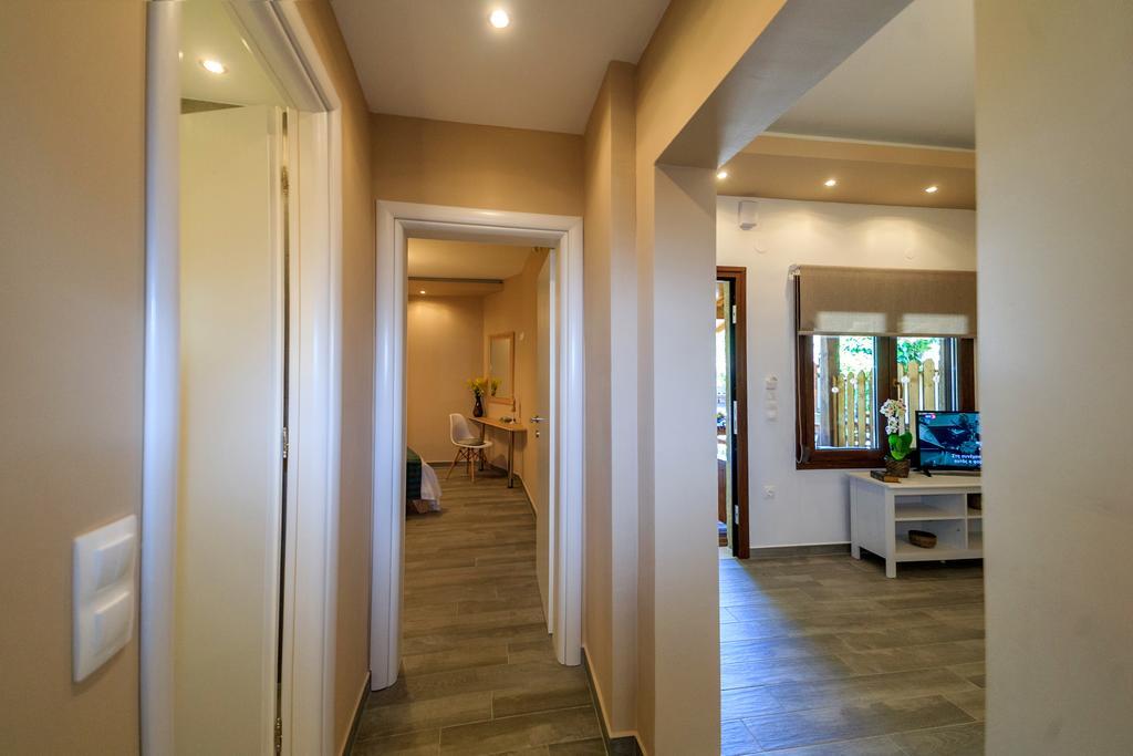 Kissos Apartments Vourvourou Bagian luar foto